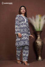 White Navy Print Co-Ord Set - Image 4